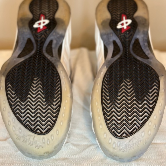 Nike Olympic Foamposite - Picture 7 of 15